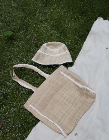 Hats, bags & accessories